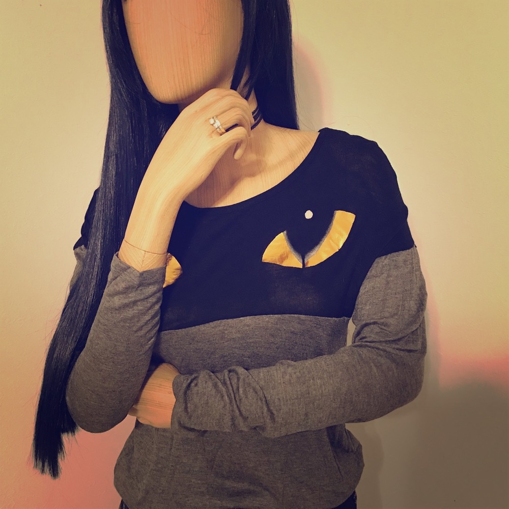 Cat eye long sleeve shirt
